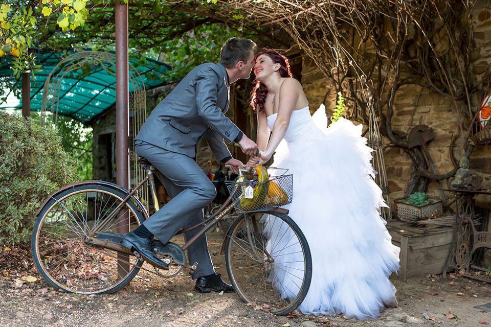wedding-eyes-kiss-couple-bride-groom-bike--marriage-love-infocus-photography